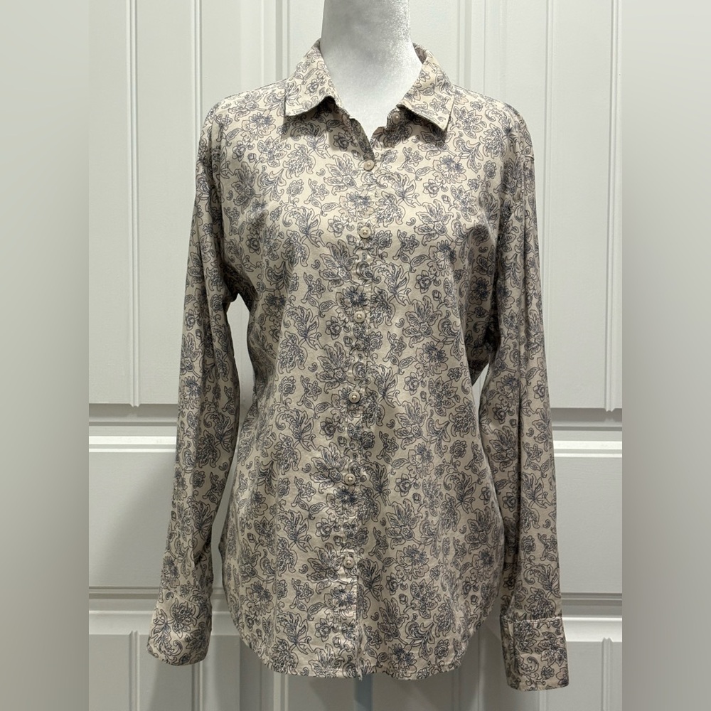 Splendid Women’s Cream Patterned Button Down Shir… - image 2